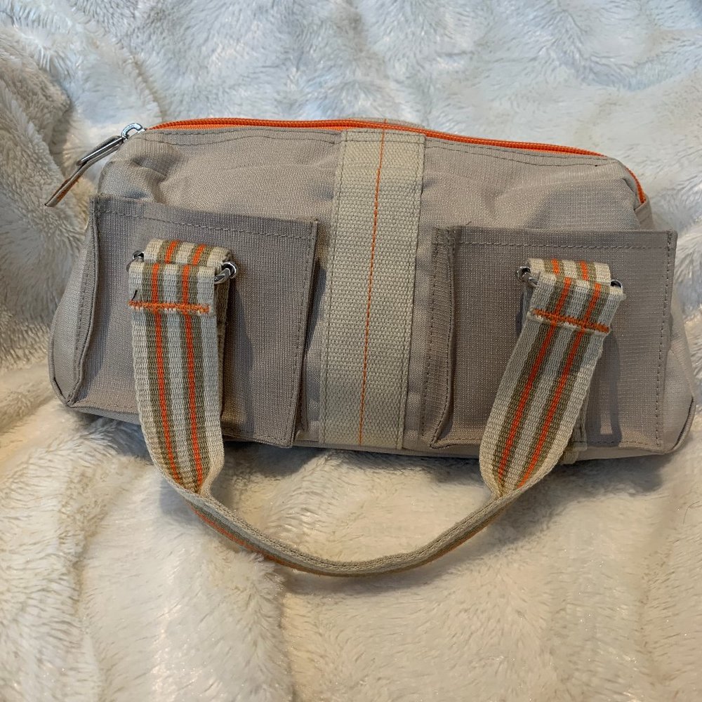 Cute Mini Cargo Reebok Purse - Picture 2 of 6